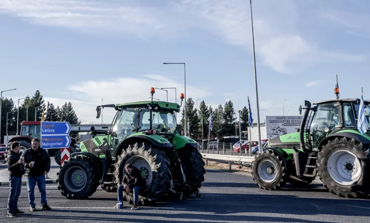 Protesta e Fermerëve në Greqi/ Qeveria ngriti ‘shpresa’ për dialog, sindikalistët kërkojnë më shumë mbështetje