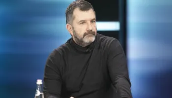 Protesta e Lapajt/ Bushati: Nuk mund të numërosh njerëzit që dalin në rrugë në një diktaturë, kanë frikë…