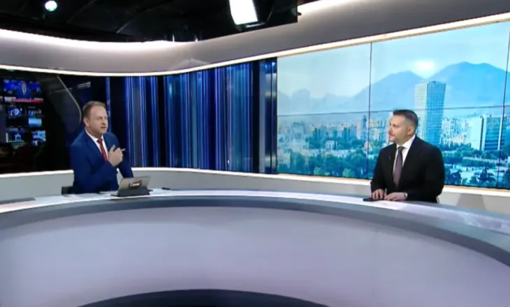 Protesta e opozitës/ Gazetari Qarri: Sulmi ndaj Berishës ishte i planifikuar, qytetarët tejkaluan partitë…