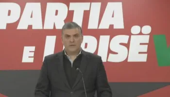 Protesta e opozitës, Tedi Blushi thirrje qytetarëve: Sot dita e revoltës kundër… Bashkohuni në Bulevard!