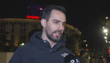 Protesta e “Shqipëria Bëhet” para Kryeministrisë, Lapaj: Duhet bashkim popullor, jo bashkim liderësh