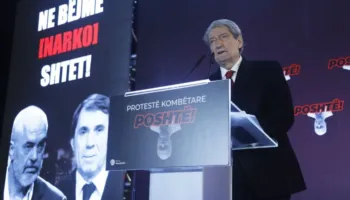 Protesta kombëtare e PD/ Berisha: Uragani i djeshëm lebetiti Ramaduron