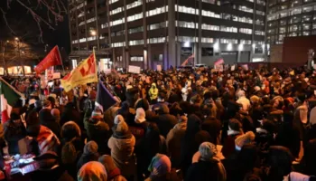 Protesta masive në SHBA pas vrasjes së Alex Pretti-it, përplasje të forta me Agjencinë e Emigracionit dhe Doganave