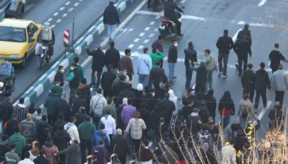 Protesta të dhunshme në Iran, mijëra qytetarë në Teheran lëshojnë thirrje kundër regjimit