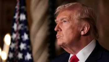 Protesta të dhunshme në Iran. Trump: Ndaloni vrasjet, jemi të armatosur dhe gati për të filluar