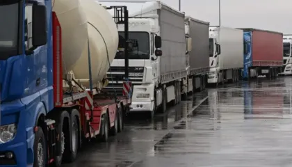 Protesta të fuqishme në Ballkan, bllokohen kalimet kufitare