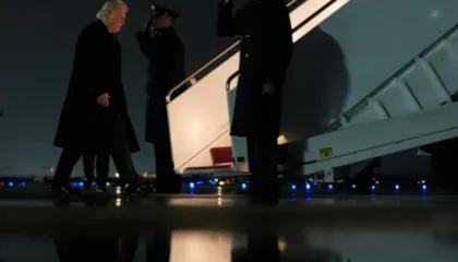 Protestat antiqeveritare në Iran, Trump po shqyrton mundësinë e ndërhyrjes ushtarake: SHBA gati për ndihmë