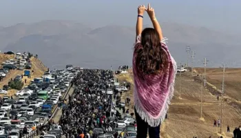 Protestat dhe paralajmërimet e SHBA-ve e tronditin Iranin në pikën e tij më të dobët prej vitesh