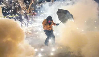 Protestat e ashpra në Minneapolis, Trump: Do të shtojmë forcat ushtarake në Minesota, nëse politikanët e korruptuar nuk…