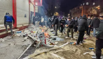 Protestat e përgjakshme në Iran/ 65 të vdekur dhe mbi 2 mijë persona të arrestuar, Khamenei: SHBA po nxit demostratat