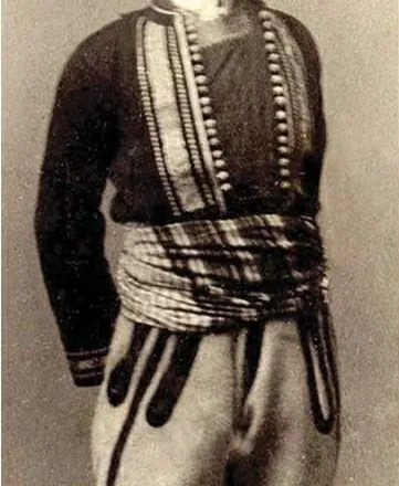 Pse është keqkuptuar fotografia e Nikola Tesles me “veshje tradicionale shqiptare”