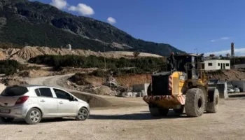 Punëtori nga Gjirokastra goditet për vdekje nga fadroma në Palasë, arrestohet shoferi (Emrat)