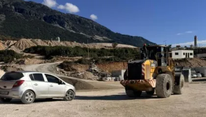 Punëtori nga Gjirokastra goditet për vdekje nga fadroma në Palasë, arrestohet shoferi (Emrat)