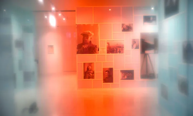 Punëtoria krijuese “Krijo filtrin tënd” e udhëhequr nga ekipi i muzeut “Marubi”