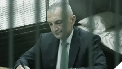 “Punojnë vetëm për vjedhje”, Meta akuzon Ramën për përmbytjet: Kryeministër i dështimit, punon vetëm për..