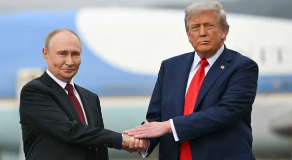 Putin i ftuar në ‘bordin e paqes’ të Trumpit për Gazën, konfirmon Kremlini