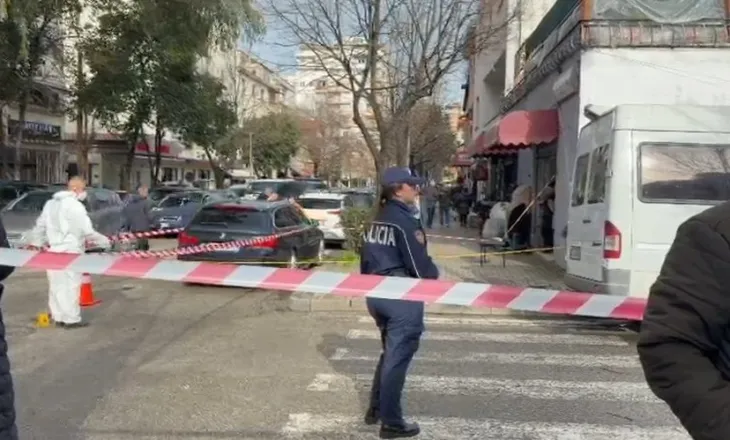 Qëlloi me thikë vajzën dhe plagosi dy persona të tjerë, arrestohet autori në Durrës