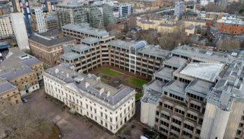 Qeveria britanike miraton planin për ndërtimin e super-ambasadës së re kineze në Londër/ Godina, pranë fibrave optike që transmetojnë komunikimet e institucioneve financiare