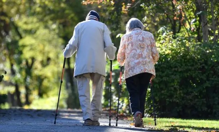 Qeveria drejt rritjes së pensioneve? Buxheti me fonde shtesë, zbardhet skema