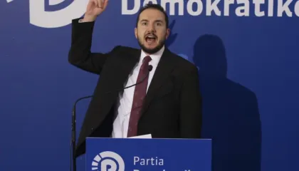 “Qeveria e Ramës jashtë kontrollit, por PD në krizë”, Salianji paralajmëron: Rruga Qukës-Qafë Plloçë shembet, qeveria..