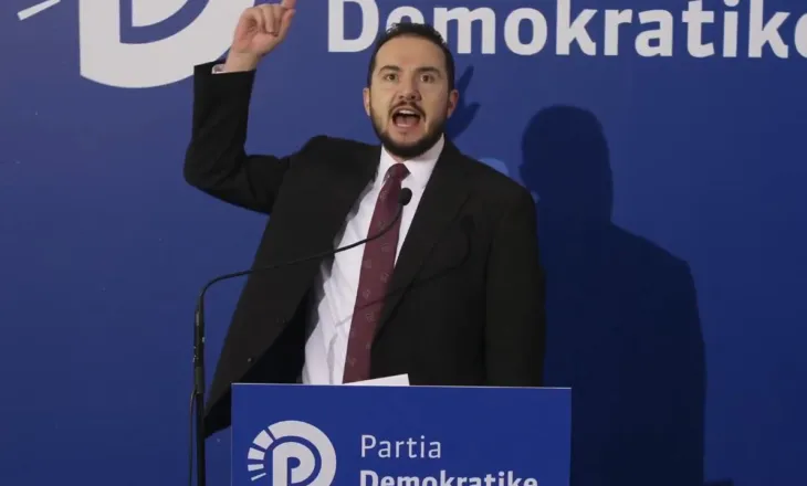 “Qeveria e Ramës jashtë kontrollit, por PD në krizë”, Salianji paralajmëron: Rruga Qukës-Qafë Plloçë shembet, qeveria..