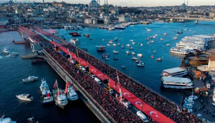 Qindra mijëra njerëz protestuan në Stamboll për Gazën: Ne nuk do të heshtim, nuk do ta harrojmë Palestinën
