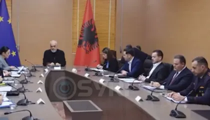 Qukës-Qafë Plloçë prej 3 ditësh e bllokuar, Balluku fsheh abuzimin 260 milionë euro