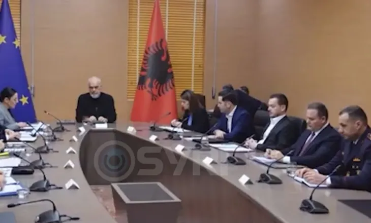 Qukës-Qafë Plloçë prej 3 ditësh e bllokuar, Balluku fsheh abuzimin 260 milionë euro