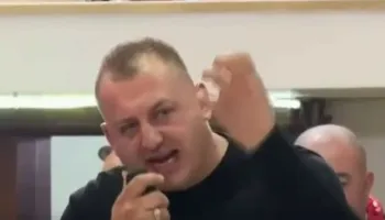 Qytetari-Berishës: Të dua shumë Sali Berisha, më shumë se babain tim