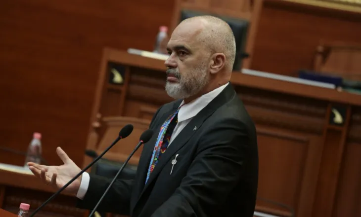 Rama, ironi me demokratët: Do t’ju dalë fjala, ‘non gratën’ do ta hiqni në mars 2025…