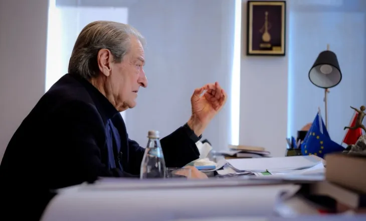 “Rama ka pushtuar parlamentin dhe po merr pushtetin e drejtësisë’, Berisha thirrje qytetarëve: Duhet të ngriheni, shpëtoni Shqipërinë 