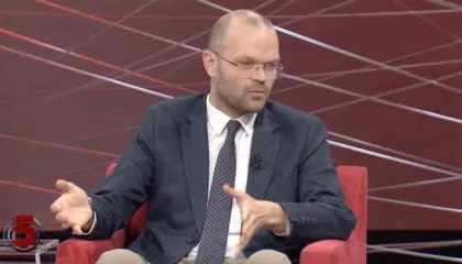 “Rama kërkon vitaminë T”, Kalaja zbulon pse Ivanka Trump ndodhet në Kryeministri: Do zëvendësojë..