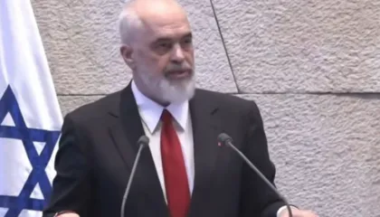 Rama mbyll fjalën e tij në Parlamentin e Izraelit me një mesazh të fortë: Izraeli dhe Palestina të bëjnë paqe dhe të jetojnë me dinjitet në vendet e tyre