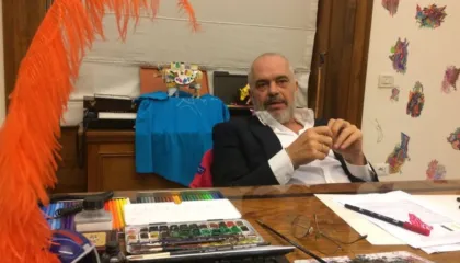 Rama, mes politikës dhe artit! “Frankfurter Allgemeine”: Kryeministri polarizues i Shqipërisë