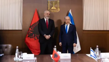 Rama pritet në Izrael nga Kryeministri Benjamin Netanyahu