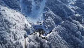 Rama publikon pamjet me dron nga Dardha: Magjike