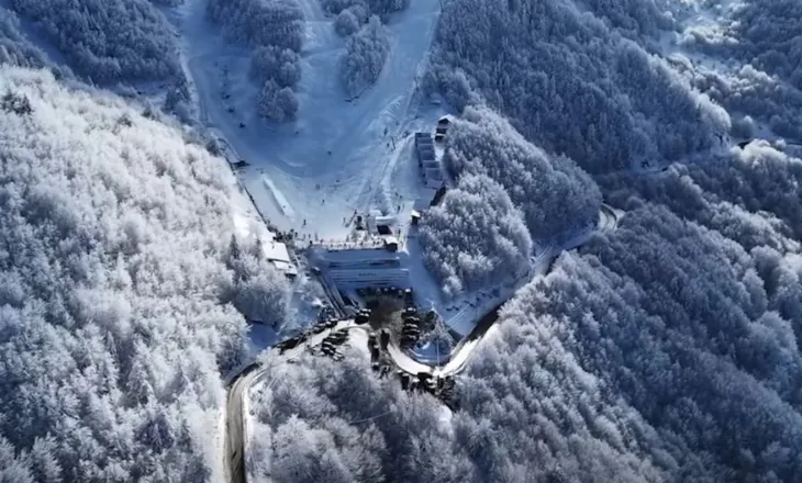 Rama publikon pamjet me dron nga Dardha: Magjike