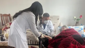 Rama publikon pamjet nga Durrësi: Mjekët dhe ekipet shëndetësore në shërbim të banorëve në zonat e prekura nga moti