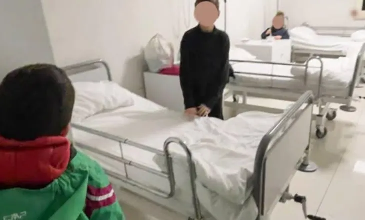 Rasti i tre fëmijëve të mitur të braktisur nga nëna në Durrës, Ministria e Shëndetësisë dhe Mbrojtjes Sociale: Janë marrë masat për mbrojtjen e tyre