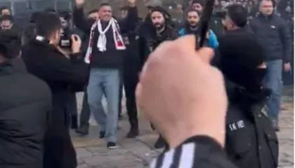 Rei Manajn e presin si hero pas rikthimit në Turqi, 2 mijë tifozë mblidhen në aeroport për të festuar