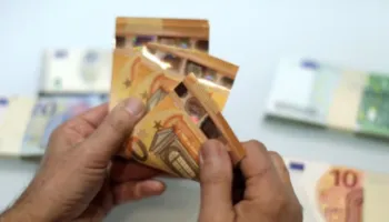 REL: Mes rritjes së çmimeve, qytetarët hapin kuletat edhe për partitë