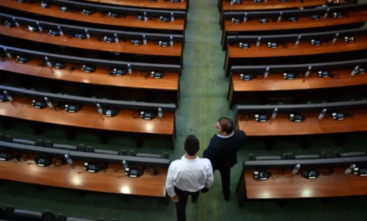 REL: Një miliard euro për Kosovën po presin një “po” nga deputetët