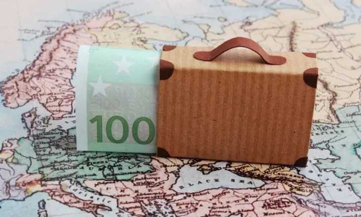 Remitancat në rritje, sa para dërguan emigrantët në Shqipëri gjatë vitit 2024