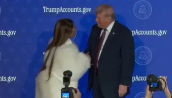 Reperja e famshme shpreh publikisht mbështetjen e saj për Trump: Jam fansja jote numër një