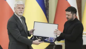 Republika Çeke do të furnizojë Ukrainën me avionë luftarakë dhe radarë