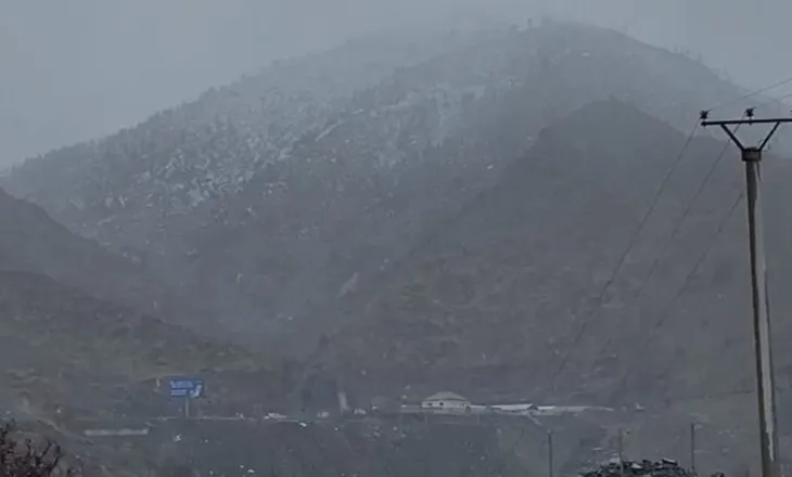 Reshje shiu dhe bore në Qarkun e Kukësit, ulje e ndjeshme e temperaturave