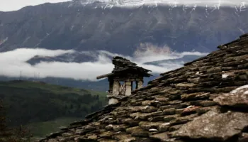 Reshje shiu dhe dëbore në fundjavë, meteorologu tregon kur do të përmirësohet moti