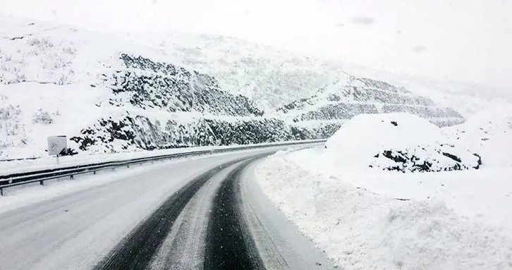 Reshjet e dëborës në Korçë/ 600 familje pa drita