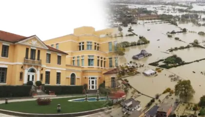 Reshjet intensive në Shqipëri/ Ambasada amerikane thirrje qytetarëve të tyre: Kujdes në zonat e rrezikuara nga përmbytjet