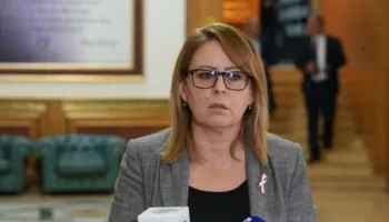 “Rezultate të rënda zgjedhore për LDK-në”, Bajrami jep dorëheqjen dhe kërkon largimin e Abdixhikut nga kreu i partisë